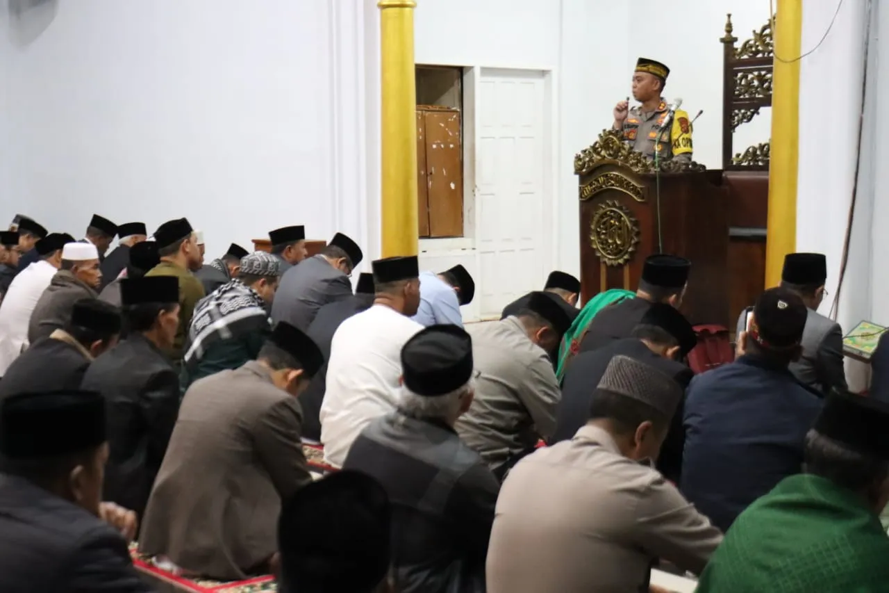 Safari Subuh Kapolres Aceh Tengah Terus Ingatkan Pengawasan Anak, Tertib Berlalu Lintas, Serta Manfaatkan Program Pemutihan Pajak Kendaraan