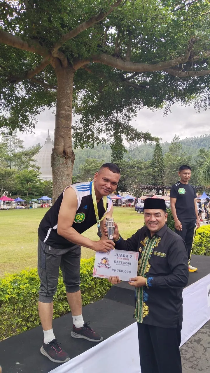 Bripka Ali Muddin dari Sie Propam Polres Aceh Tengah Raih Juara II Fun Run 5K Tarkam 2025