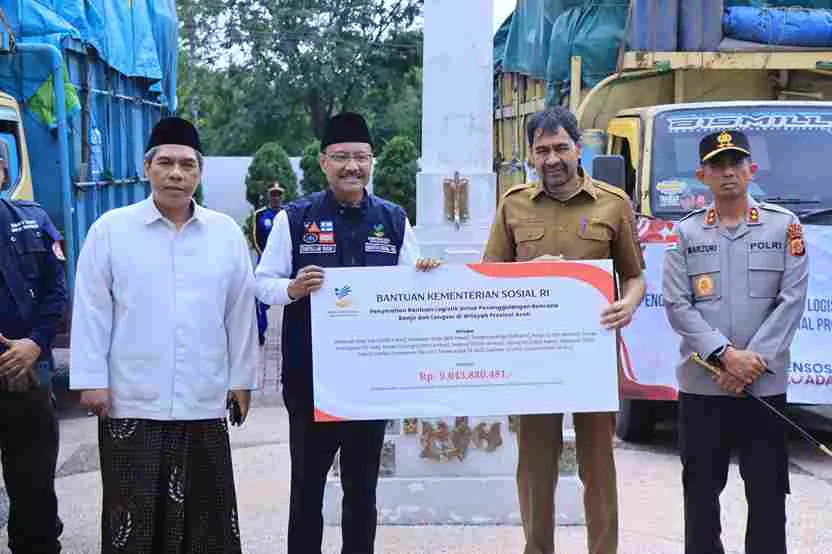 Kapolda Aceh Hadiri Penyerahan Bantuan Logistik dari Kemensos RI untuk Penanganan Bencana Alam di Aceh