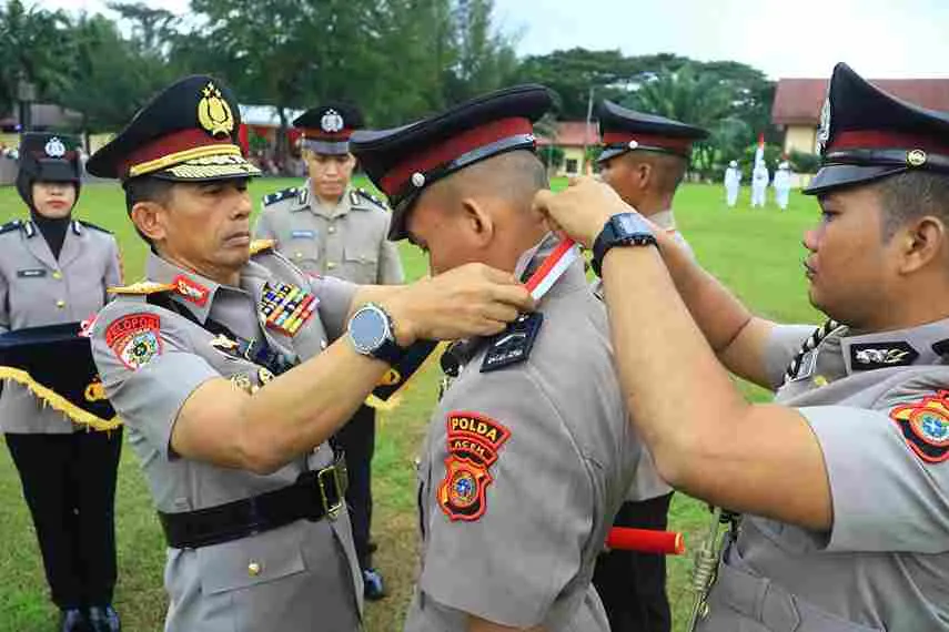 Irjen Pol. Marzuki Ali Basyah Lantik 114 Siswa Diktukba Polri di SPN Polda Aceh