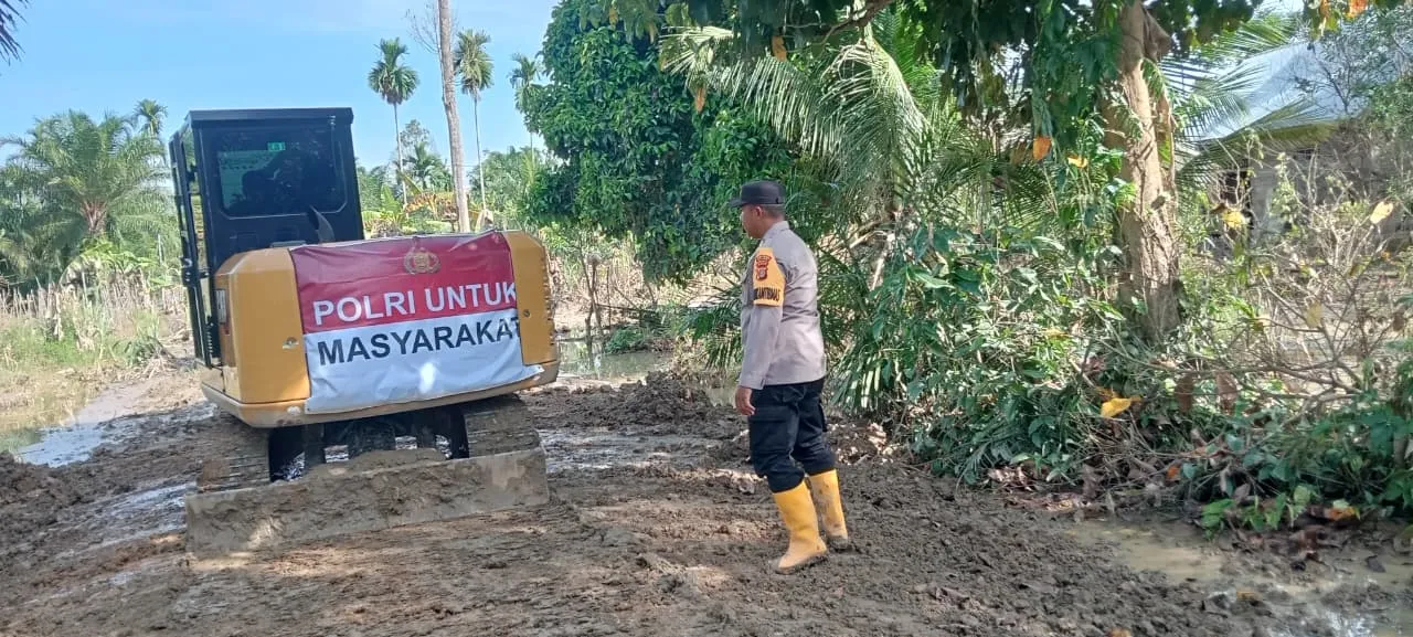 Percepatan Pemulihan Pascabanjir di Langkahan, Polri Kerahkan Alat Berat