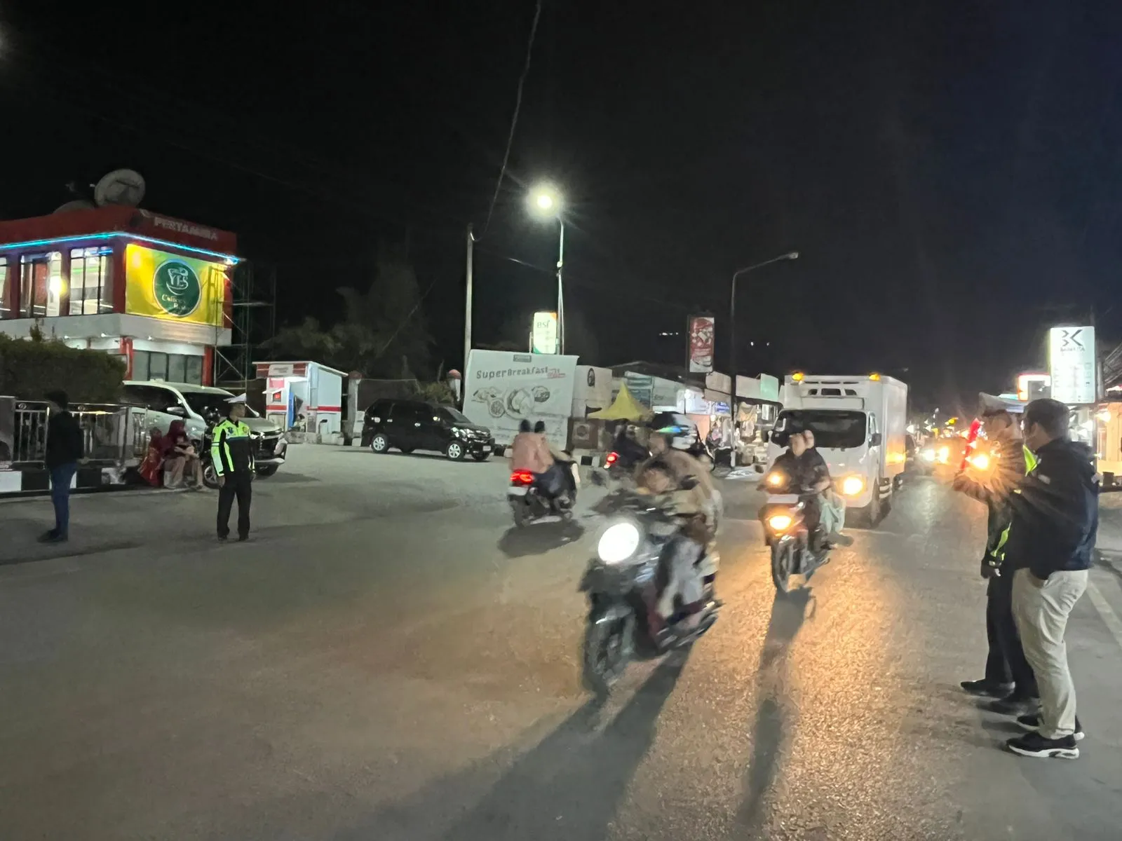 Hadir di Jalan Raya, Satlantas Polres Aceh Tengah Jaga Keselamatan Pengendara