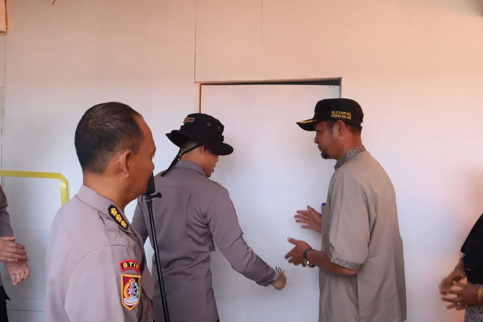 Wujudkan Harapan Warga Pedemun, STIK Angkatan 83 Bangun Huntara Pascabencana di Aceh Tengah