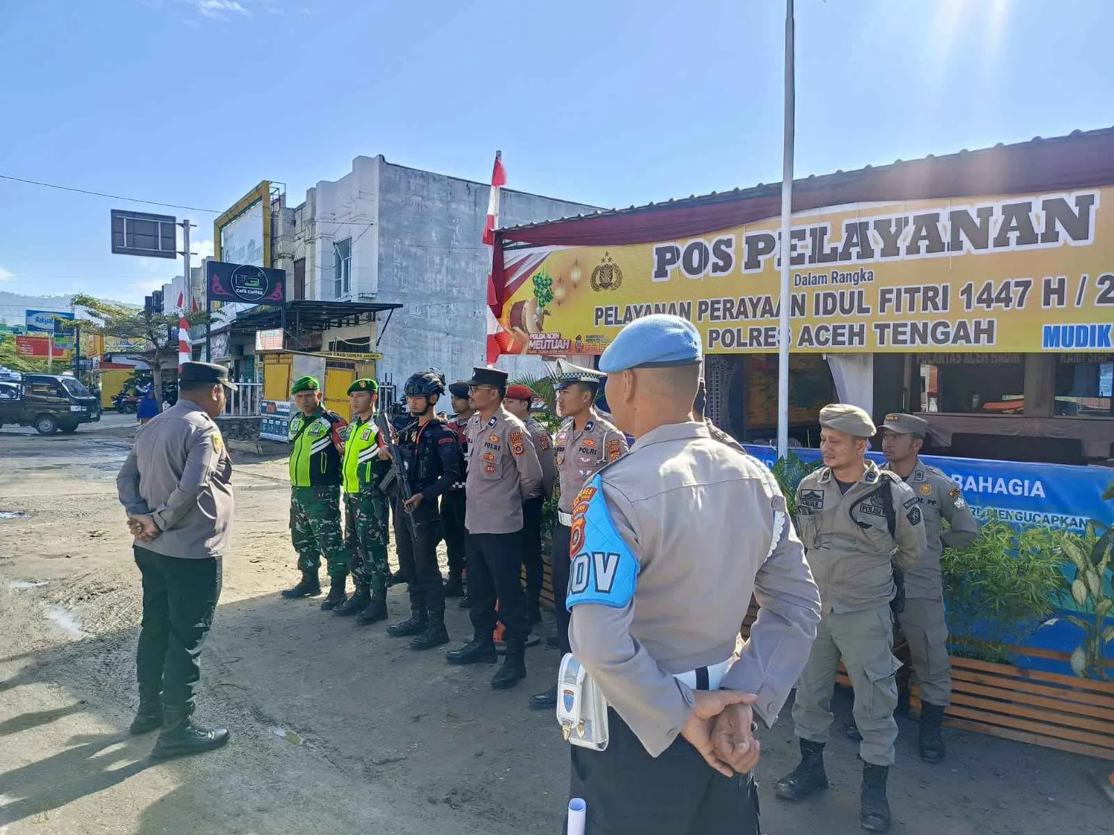 Apel Kesiapan Pelayanan Masyarakat, Personel Pos Pelayanan Polres Aceh Tengah Siap Amankan Lebaran  Aceh Tengah - 