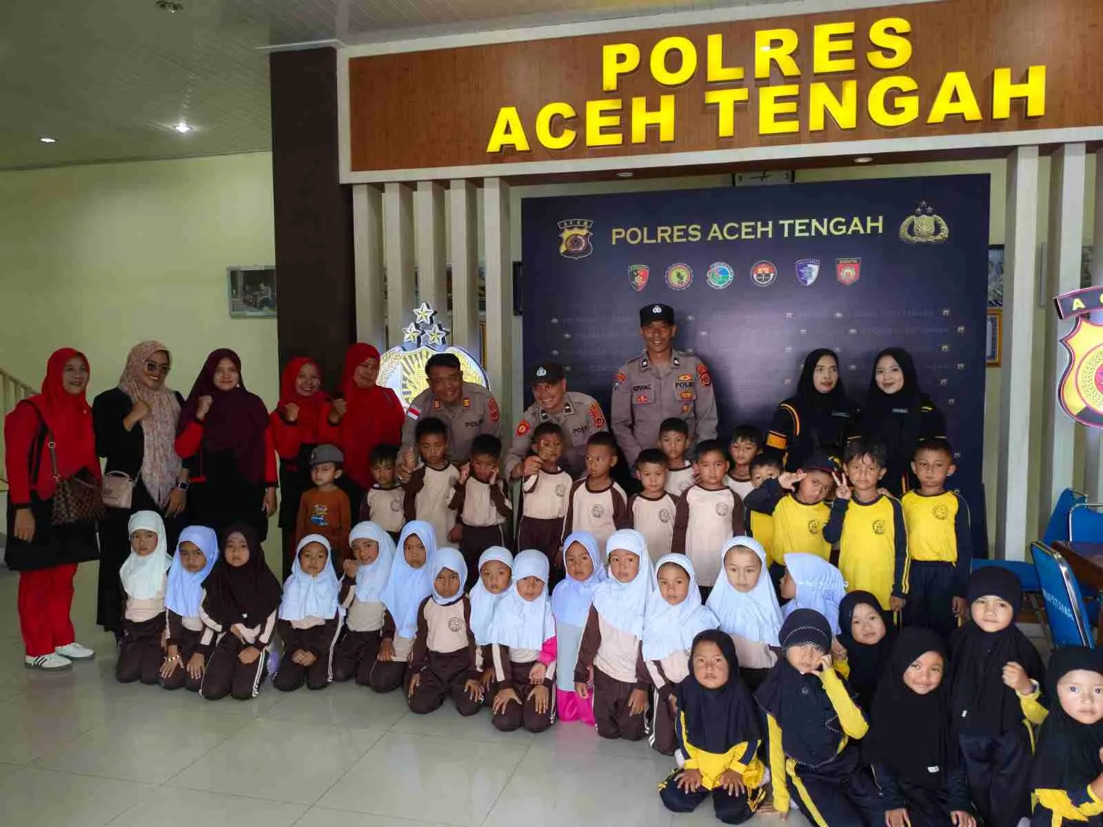 Polres Aceh Tengah Terima Kunjungan Edukasi Tiga TK, Anak-anak Dikenalkan Tugas Polisi dan Keselamatan Lalu Lintas