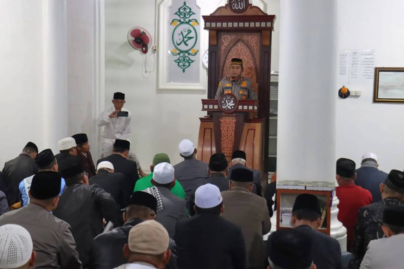 Dari Masjid Babuttaubah, Kapolres Aceh Tengah Serukan Warga Tangkal Hoaks dan Kenakalan Remaja