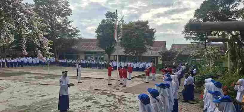 Polisi Jadi Pembina Upacara, Satbinmas Aceh Tengah Ajak Pelajar Jauhi Narkoba dan Perundungan