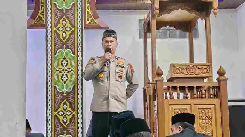 Safari Subuh di Masjid Sabilul Muttaqin, Wakapolres Aceh Tengah Ajak Jamaah Sinergi Jaga Kamtibmas