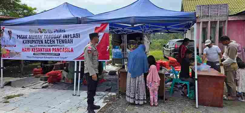 Amankan Pasar Murah, Polsek Kute Panang Hadir Beri Rasa Aman bagi Masyarakat