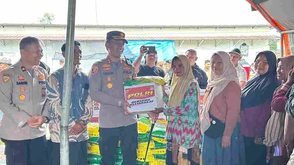 Kapolres Aceh Tengah Turun ke Huntara Bintang Pepara, Salurkan Bantuan dan Pastikan Warga Terdata