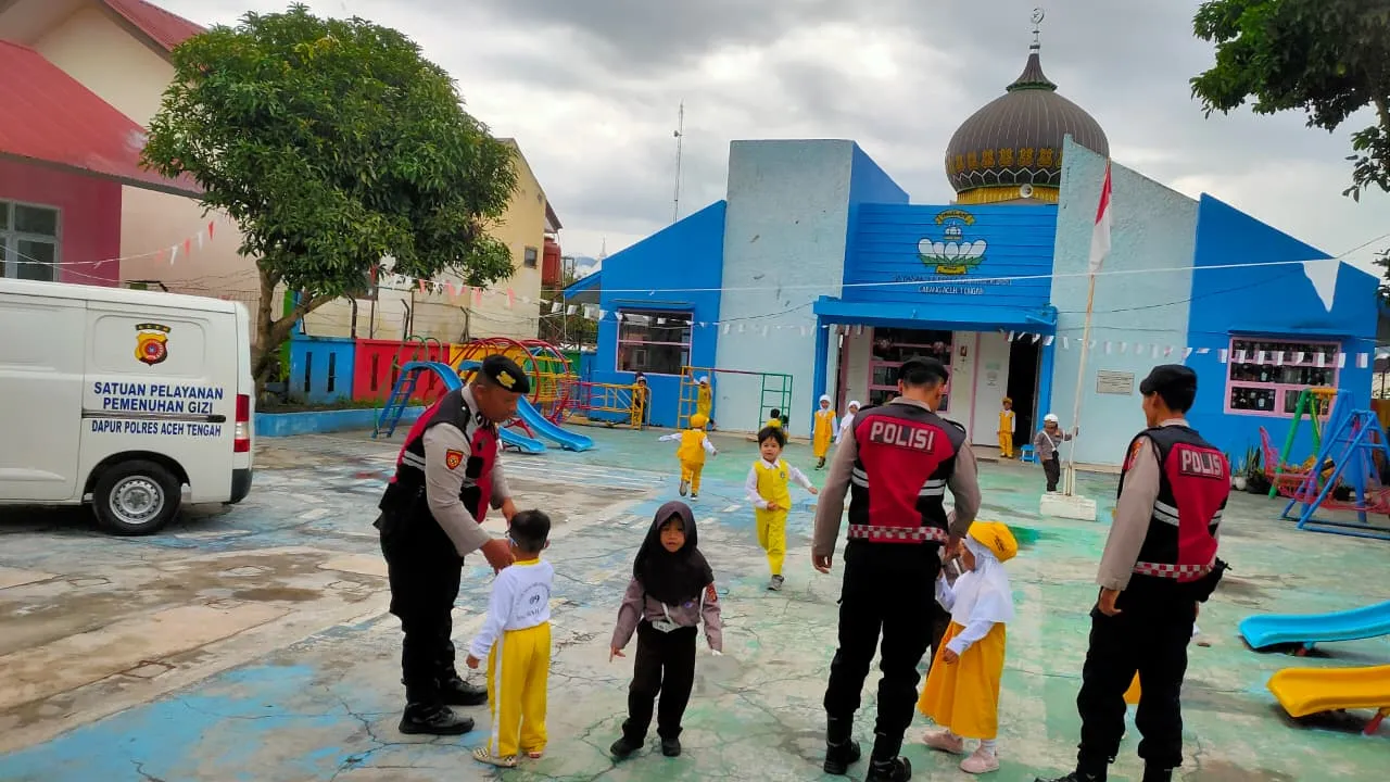 Polres Aceh Tengah Kawal MBG, Sat Samapta Pastikan Aman Sampai Sekolah