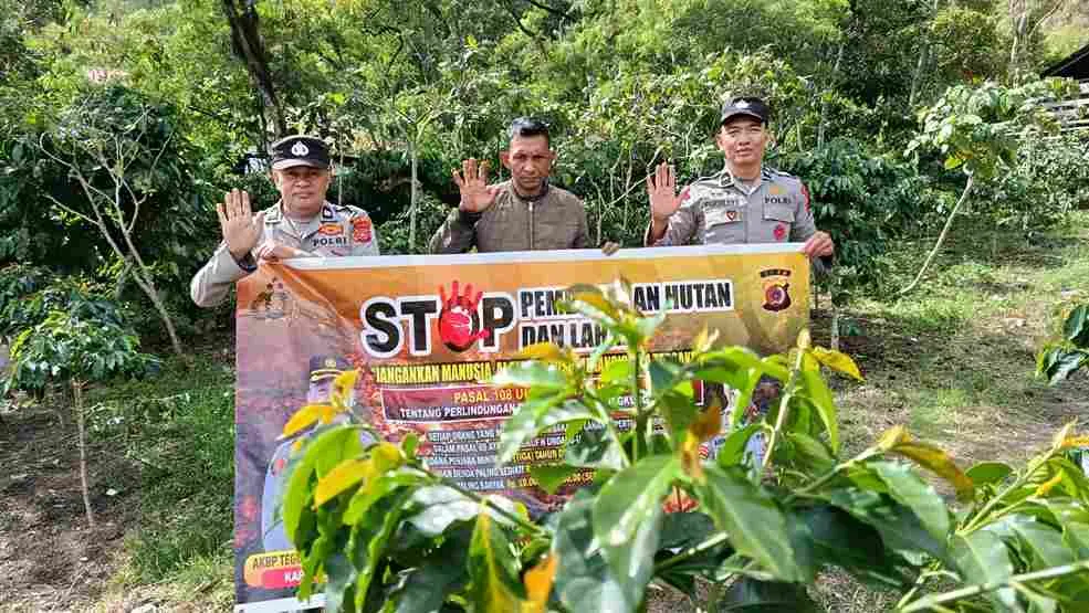 Cegah Karhutla Sejak Dini, Polsek Lut Tawar Patroli Daerah Rawan dan Edukasi Warga