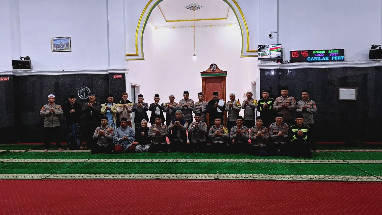 Subuh Keliling, Kapolsek Bebesen Ajak Jamaah Makmurkan Masjid dan Jaga Generasi Muda