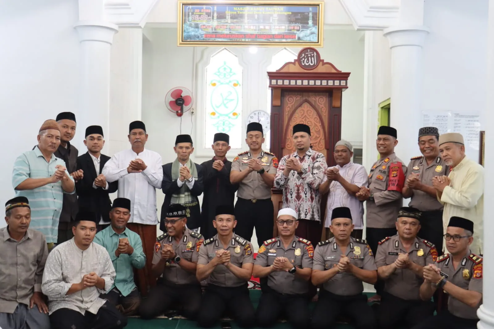 Jumat Keliling Polisi Aceh Tengah Ramai di Masjid, Pesan Kamtibmas Disampaikan, Aspirasi Warga Diserap