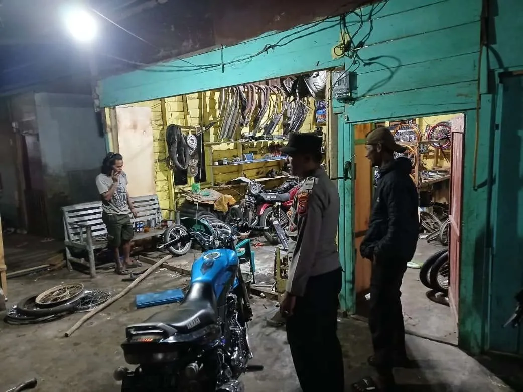 Polsek Pegasing Laksanakan Patroli Rutin dan Sosialisasi Kamtibmas di Kampung Simpang Kelaping