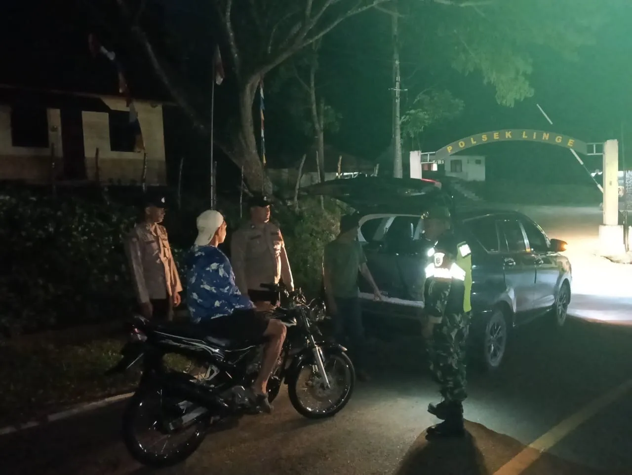 Polsek Linge Bersama Koramil Gelar Patroli Malam, Wujudkan Keamanan di Wilayah Linge