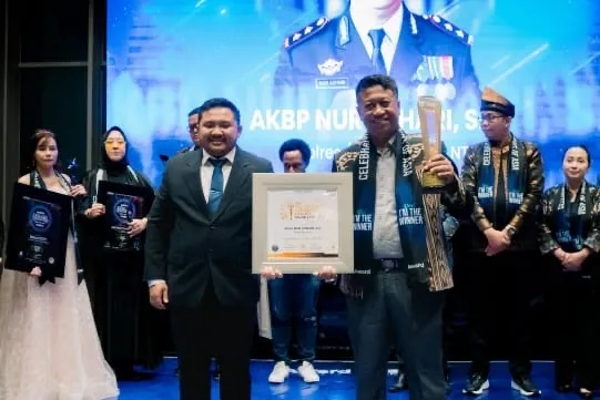 Kapolres Alor Raih "Inspiring Profesional and Leadership Award 2025", Kapolda NTT: Sosok Pemimpin yang Patut Diteladani