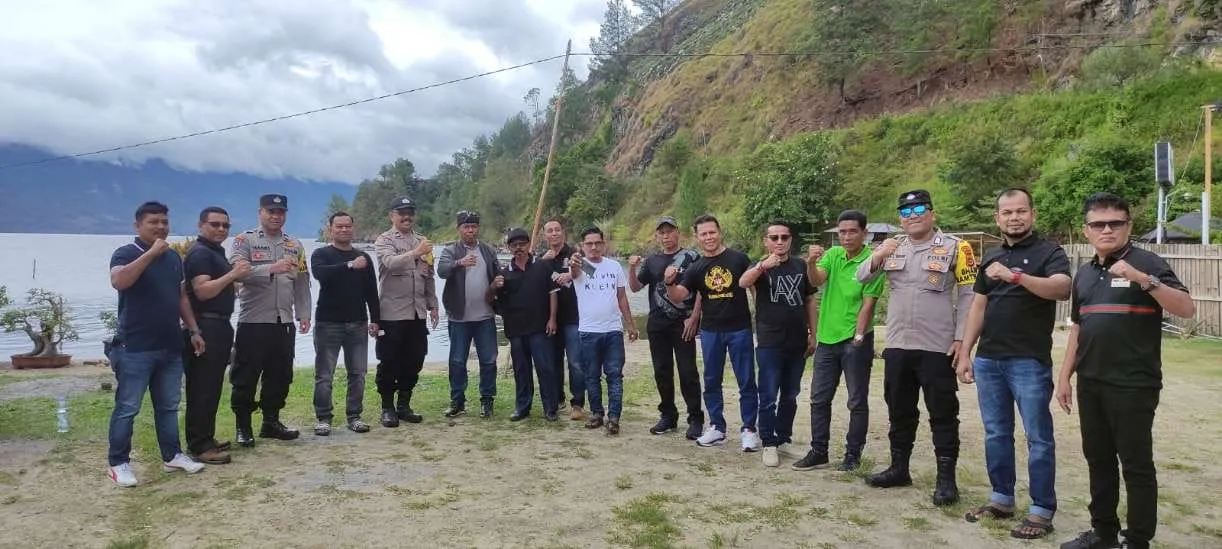 Beri Rasa Aman di Akhir Pekan, Polsek Lut Tawar Patroli di Lokasi Wisata dan Sampaikan Imbauan Kamtibmas
