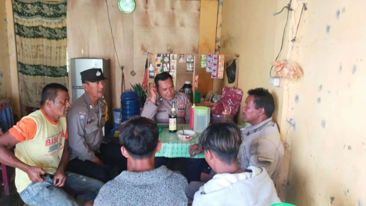 Polsek Ketol Gelar Kupi Soboh, Bahas Kamtibmas Bersama Warga