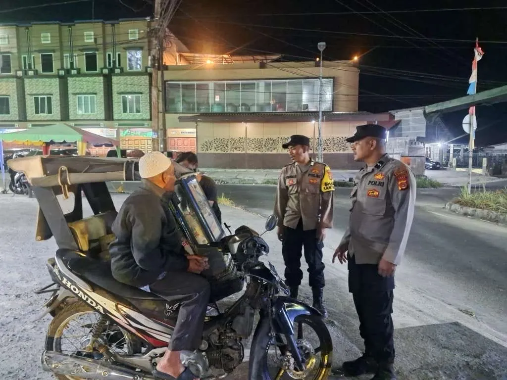 Wujudkan Polisi Hadir di Tengah Masyarakat, Polsek Kota Takengon Rutin Gelar Patroli Malam