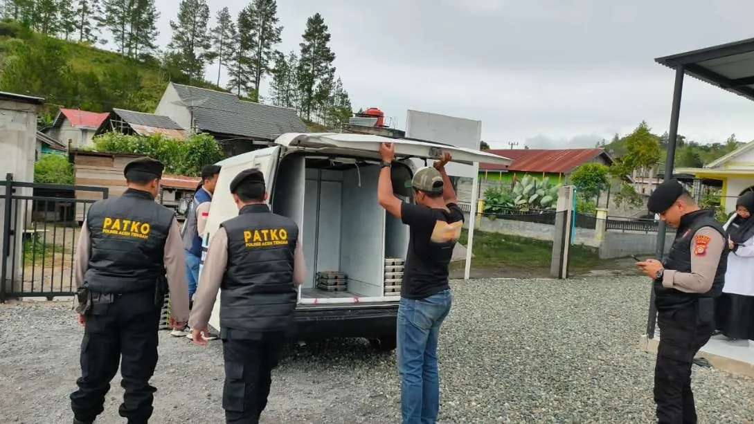 Dukung Generasi Sehat, Sat Samapta Polres Aceh Tengah Kawal Program Makanan Bergizi sampai ke Sekolah