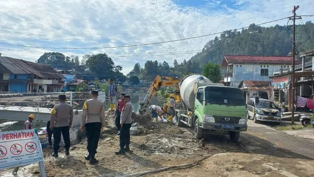 Polsek Lut Tawar Laksanakan Patroli di Lokasi Pembangunan Jembatan Asir-Asir Asia, Pastikan Keamanan Proyek Strategis