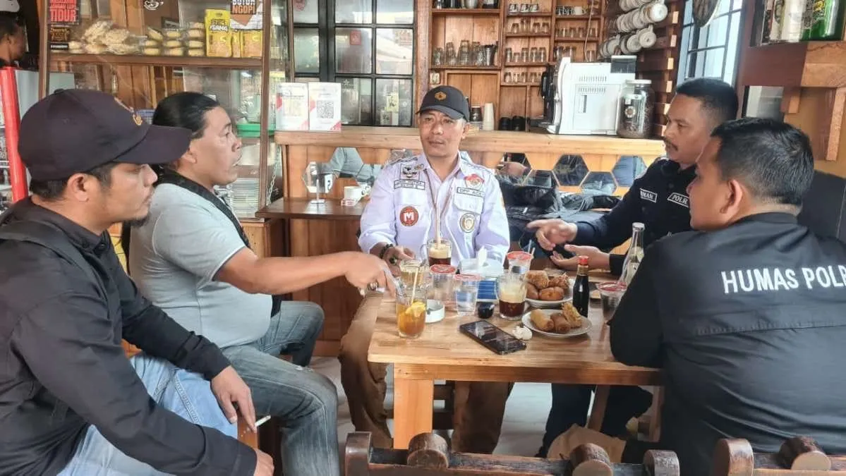 Ngopi Bareng Wartawan, Humas Polres Aceh Tengah Perkuat Sinergi Jaga Kamtibmas