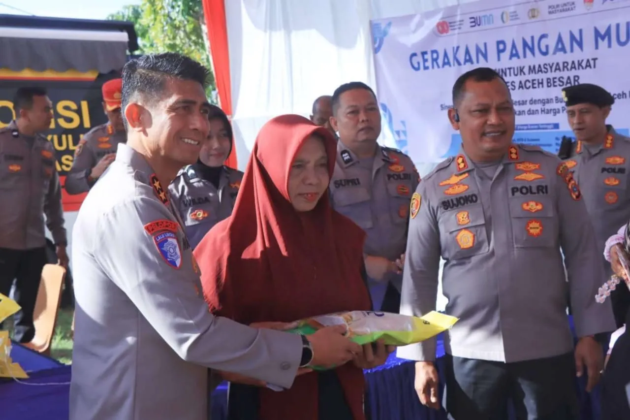 Kapolda Aceh Tinjau Gerakan Pangan Murah di SPN Seulawah