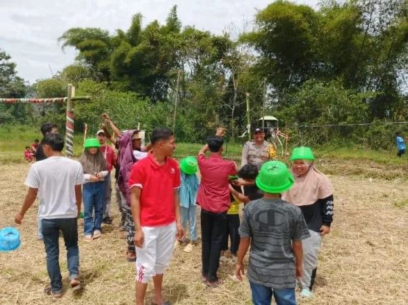 Meriahkan HUT RI ke-80, Anak-anak Desa Kedelah Gelar Perlombaan, Bhabinkamtibmas Turut Mendampingi