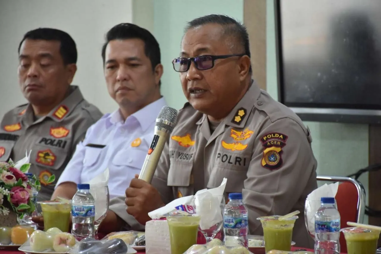 Polisi Saweu Sikula, Ditbinmas Polda Aceh di Aceh Tengah Ajak Pelajar Jadi Generasi Hebat dan Tertib