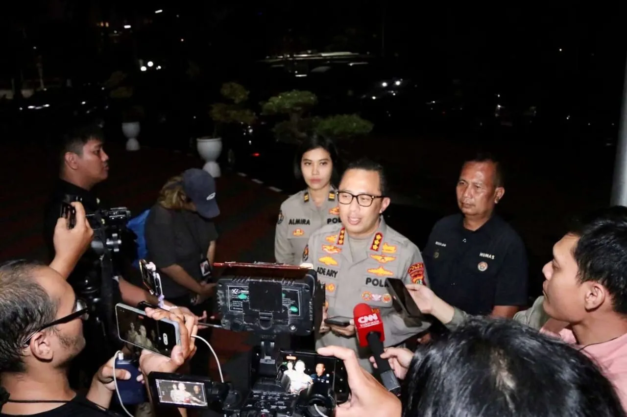 Polisi Sebut Aksi Malam Hari Semakin Anarkis, SPBU Dilempari Molotov