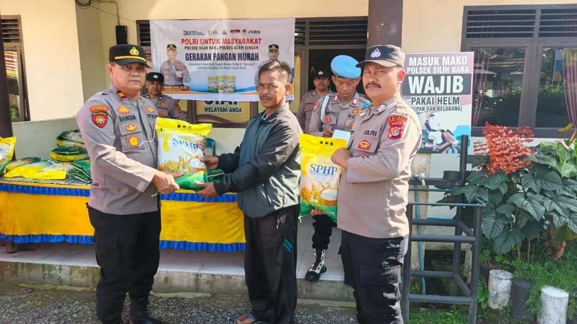 Sambut Hut RI ke-80, Polsek Silih Nara dan Bulog Gelar Gerakan Pangan Murah, 120 Sak Beras Premium Disalurkan