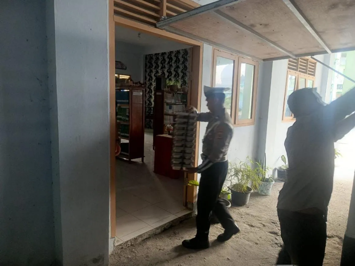 Satlantas Polres Aceh Tengah Kawal Ribuan Paket Makan Bergizi untuk Anak Sekolah