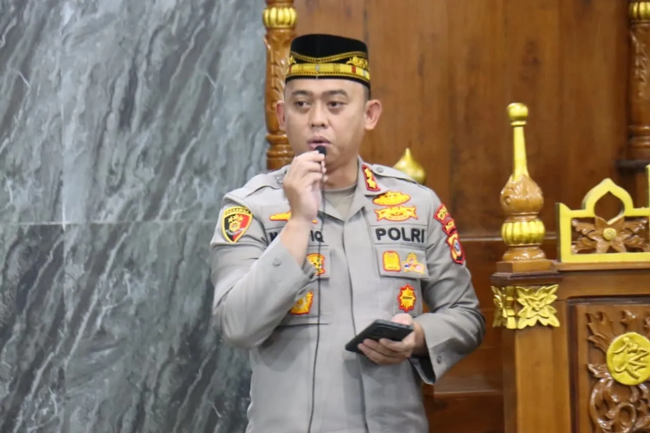 Kapolres Aceh Tengah Ajak Masyarakat Jaga Kamtibmas dan Awasi Penggunaan HP Anak Lewat Safari Subuh