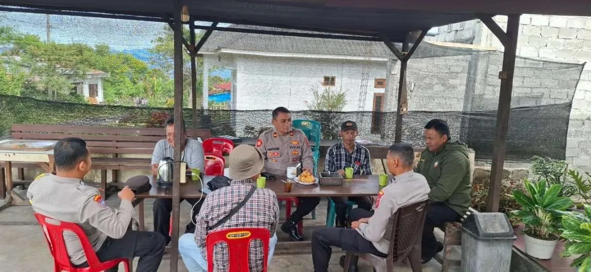 Polsek Kute Panang Dekatkan Polisi dengan Masyarakat Lewat Secangkir Kopi dan Dialog Hangat