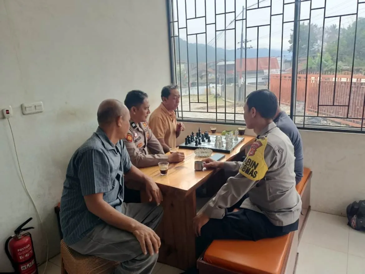 Ngopi Pagi Bersama Warga, Polsek Kota Takengon Dengar Aspirasi untuk Jaga Kamtibmas