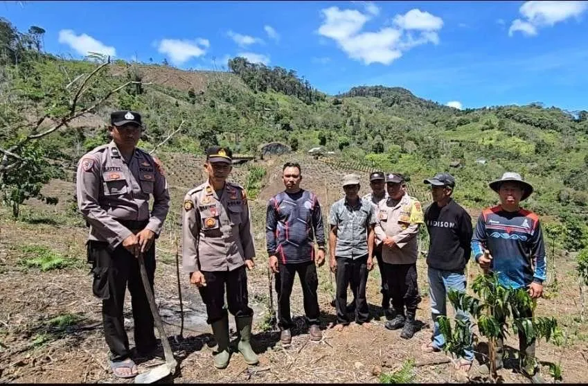 Polsek Linge Tinjau dan Siapkan Lahan Jagung Dukung Swasembada Pangan Kuartal III Tahun 2025