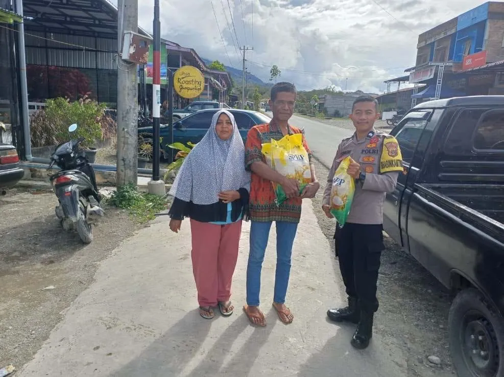 Polsek Jagong Jeget Gelar Gerakan Pangan Murah, Hadirkan Beras Premium Harga Terjangkau untuk Warga