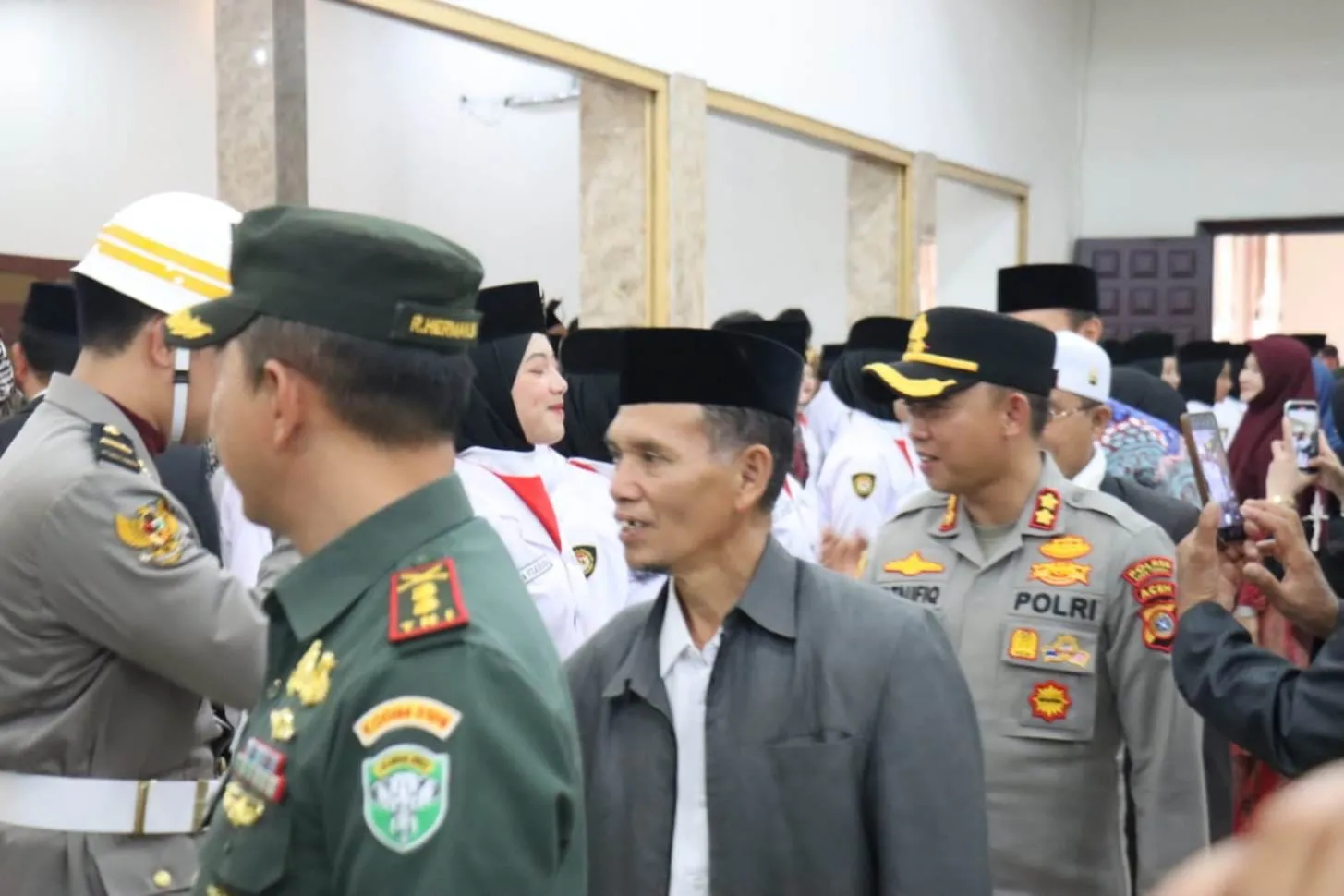 Kapolres Aceh Tengah Hadiri Pengukuhan Paskibraka, Beri Dukungan dan Motivasi