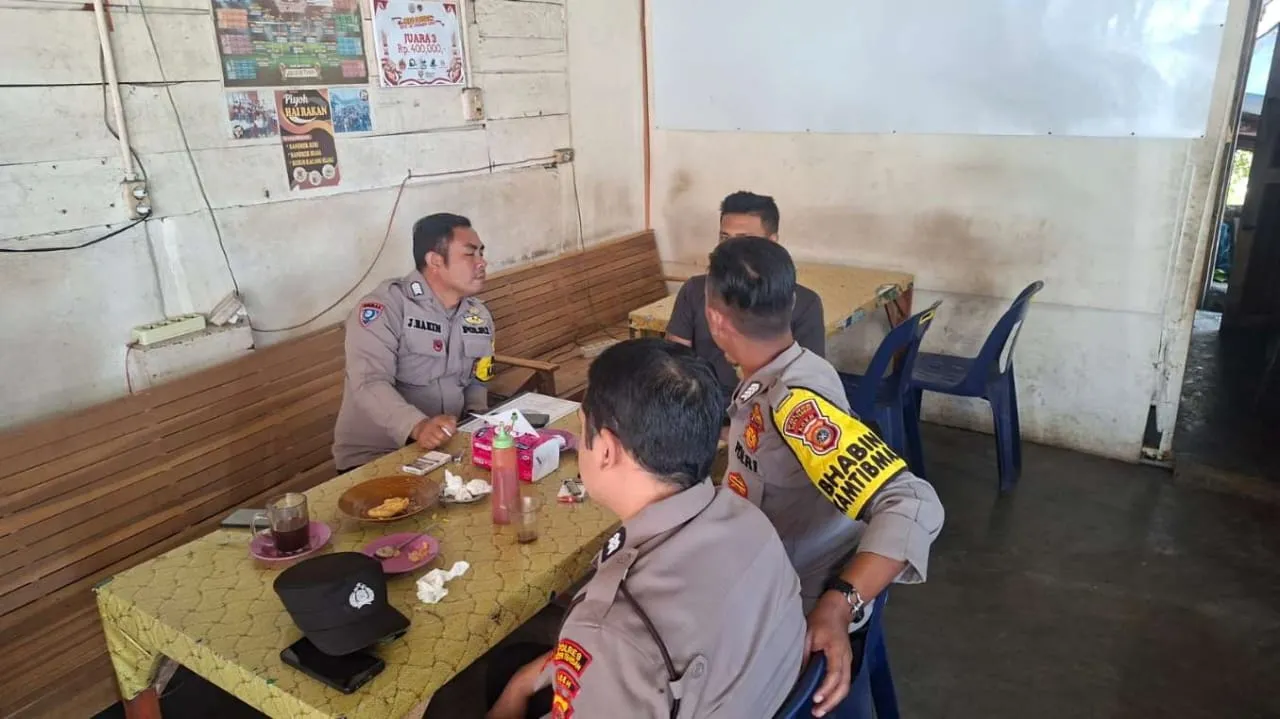 Hangatnya Ngopi Pagi Kamtibmas, Polsek Kota Takengon Bersama Warga Bahas Keamanan Lingkungan yang Kondusif 