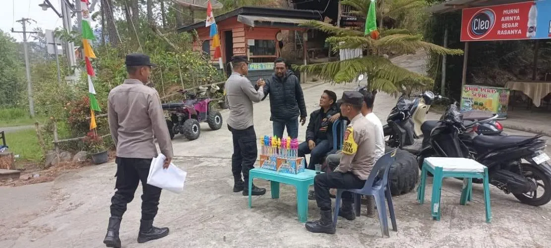 Ciptakan Rasa Aman di Akhir Pekan, Polsek Lut Tawar Gelar Patroli di Tempat Wisata