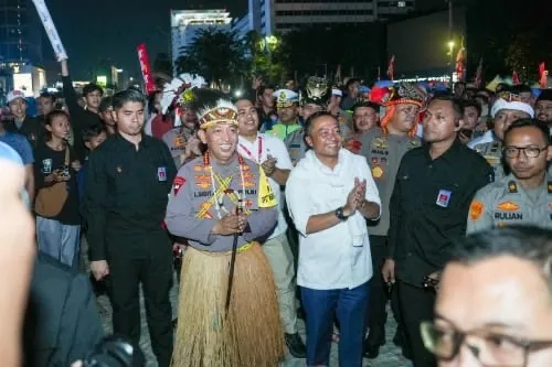 Kapolri dan Mensesneg Tinjau Panggung Rakyat di HI, Masyarakat Antusias