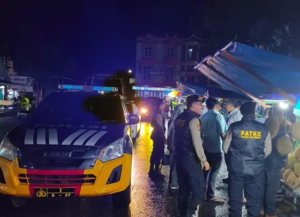Patko Presisi Polres Aceh Tengah Hadir Ciptakan Rasa Aman Lewat Patroli Malam Hari