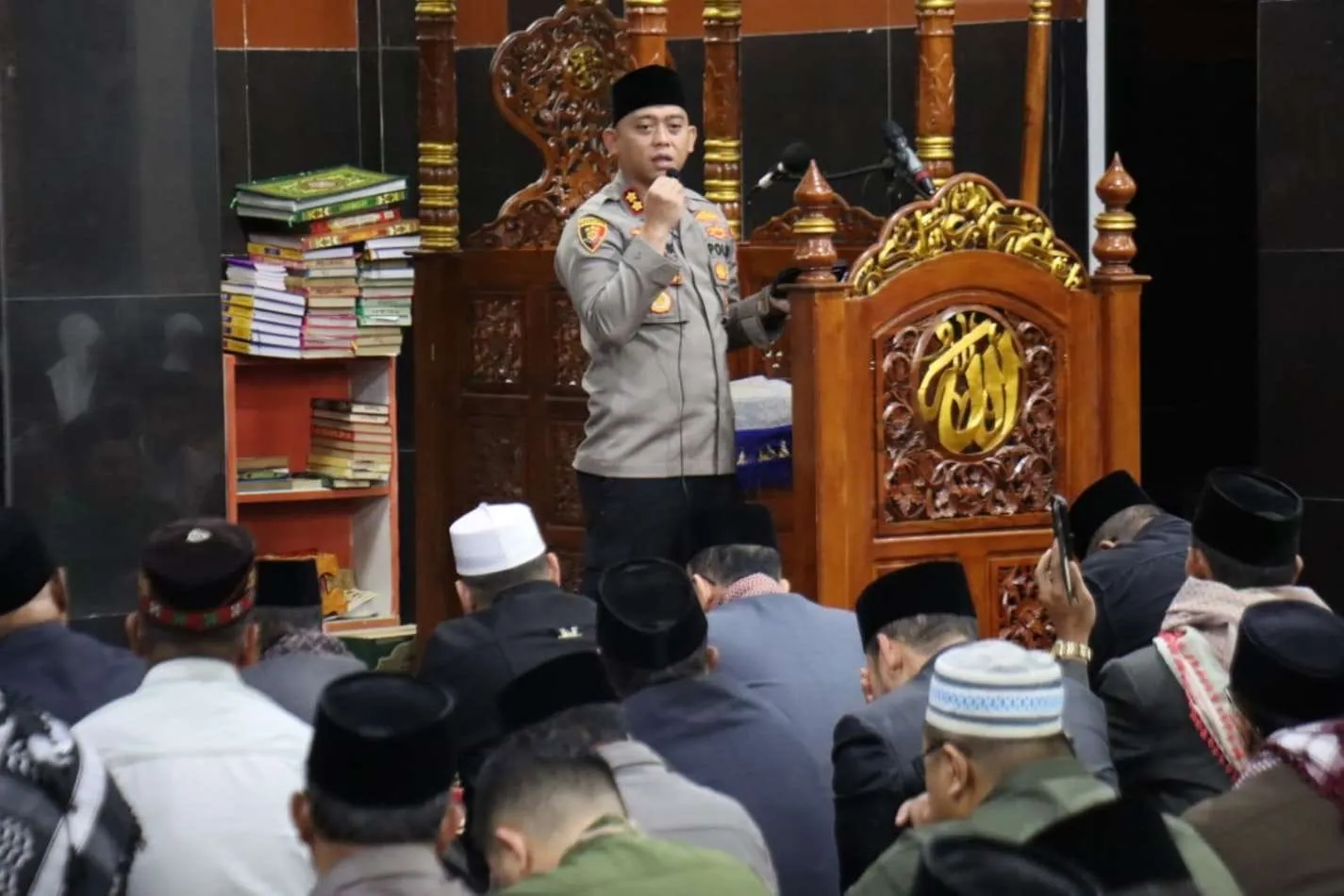 Kapolres Aceh Tengah Ajak Warga Dukung Qanun Pengelolaan Sampah dan Tingkatkan Pengawasan Anak
