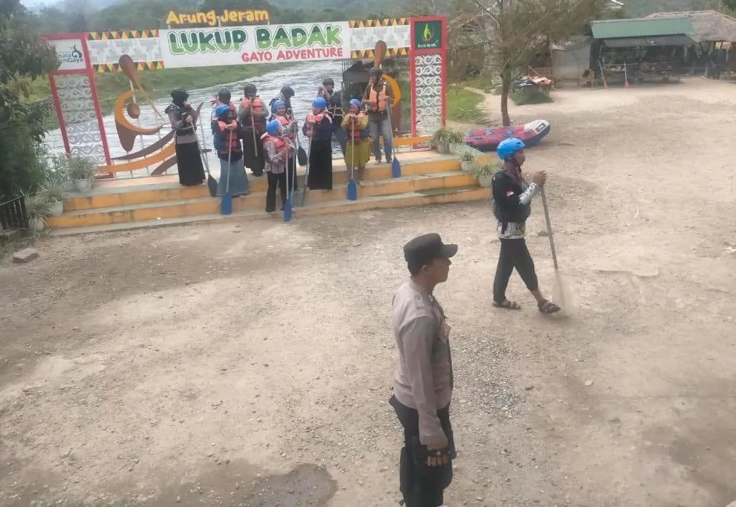 Antisipasi Guantibmas, Polsek Pegasing Patroli Wisata dan Himbau Pengunjung Arum Jeram Lukup Badak
