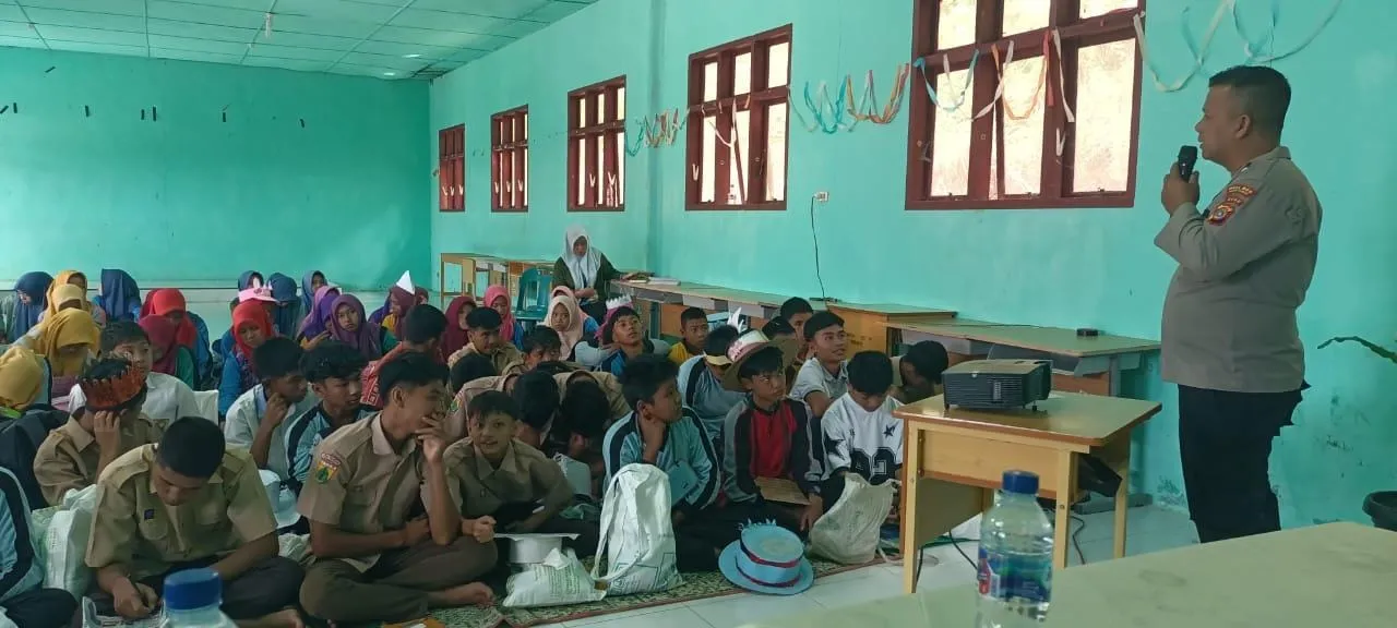 Polsek Bintang Gelar Saweu Sekulah di SMA Negeri 7, Sosialisasi Bahaya HP, Narkoba, dan Bullying